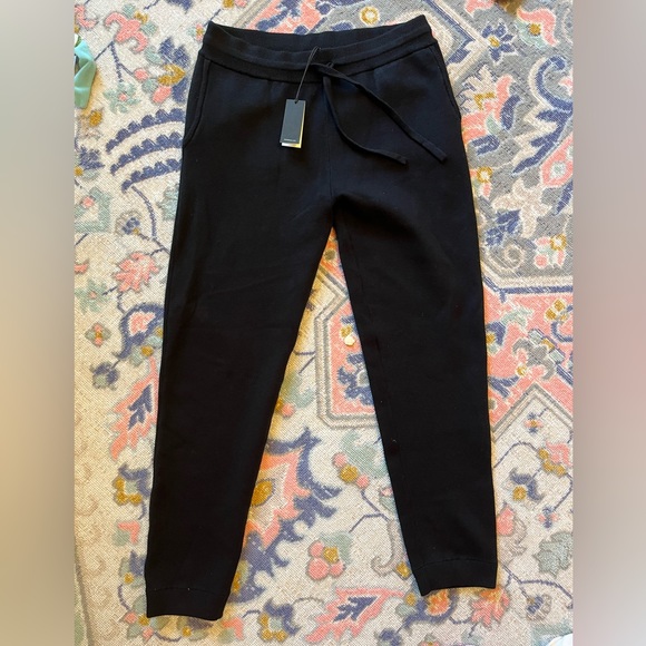 MONROW super soft sweater knit cuffed black jogger pants NWT - Picture 6 of 6
